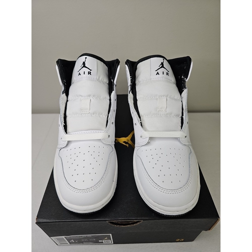 Size 4Y 5.5W - Nike Air Jordan 1 Mid 'Reverse Panda' DQ8423-132 Brand New - Picture 4 of 10